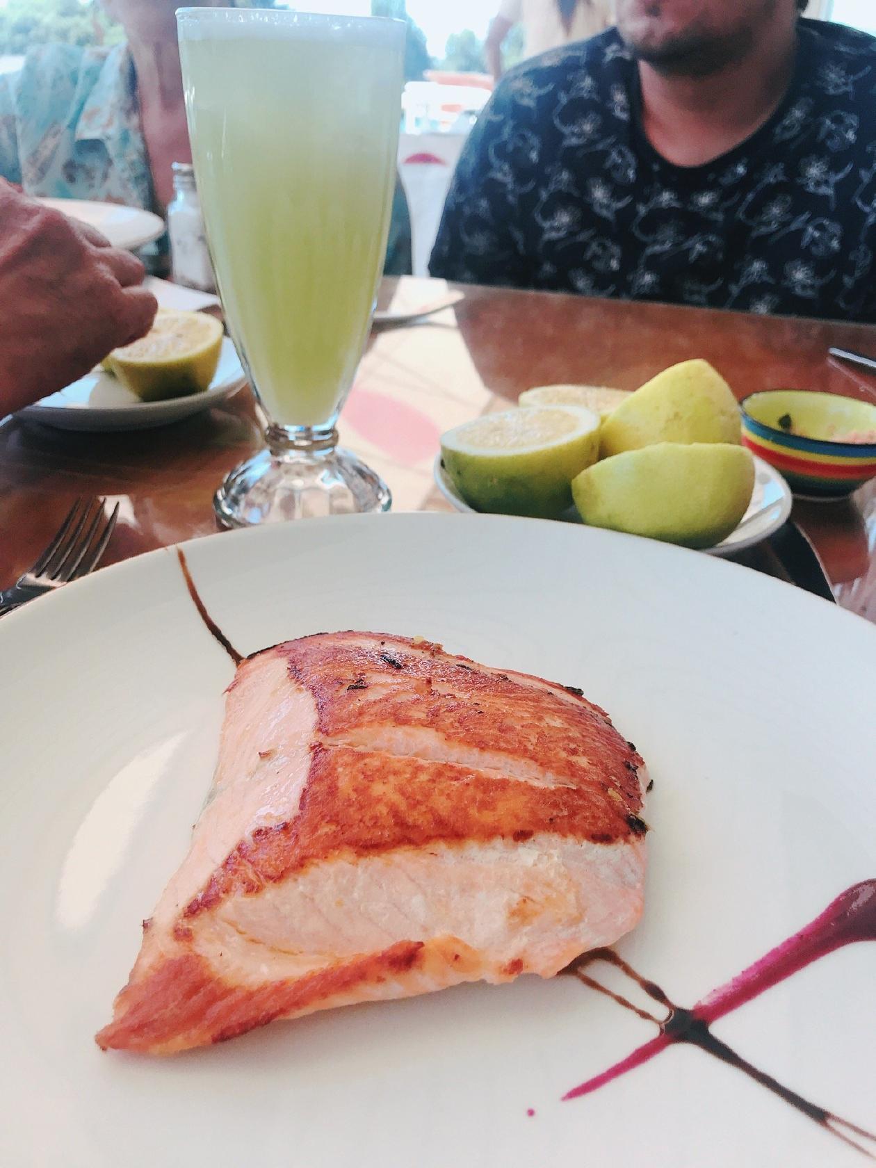 Restaurant Flotante La Bahía