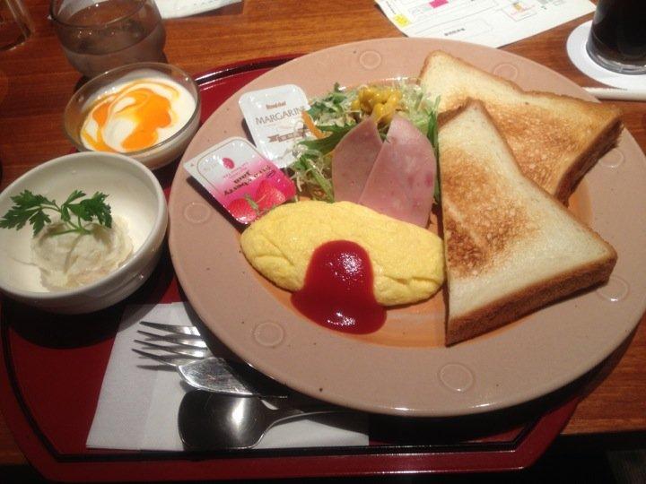 カフェ・エスタシオン金沢