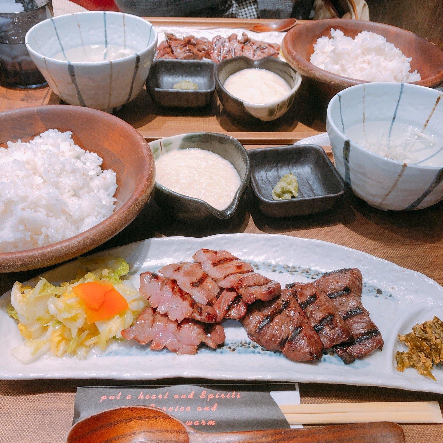 牛タン横丁