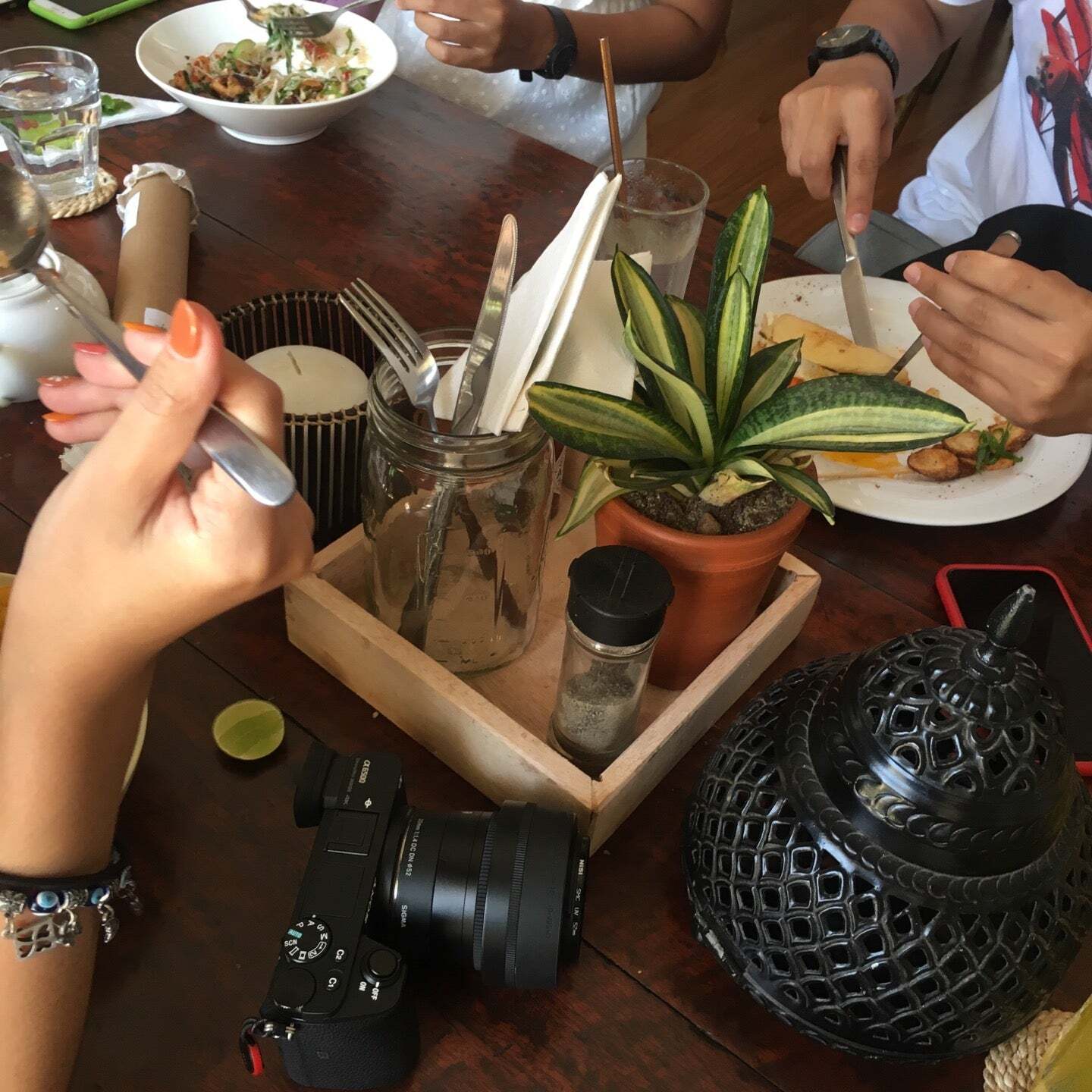 Kumbuk Cafe