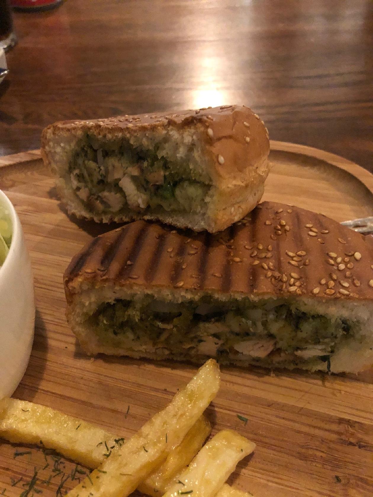 Cafe Restaurant Matte