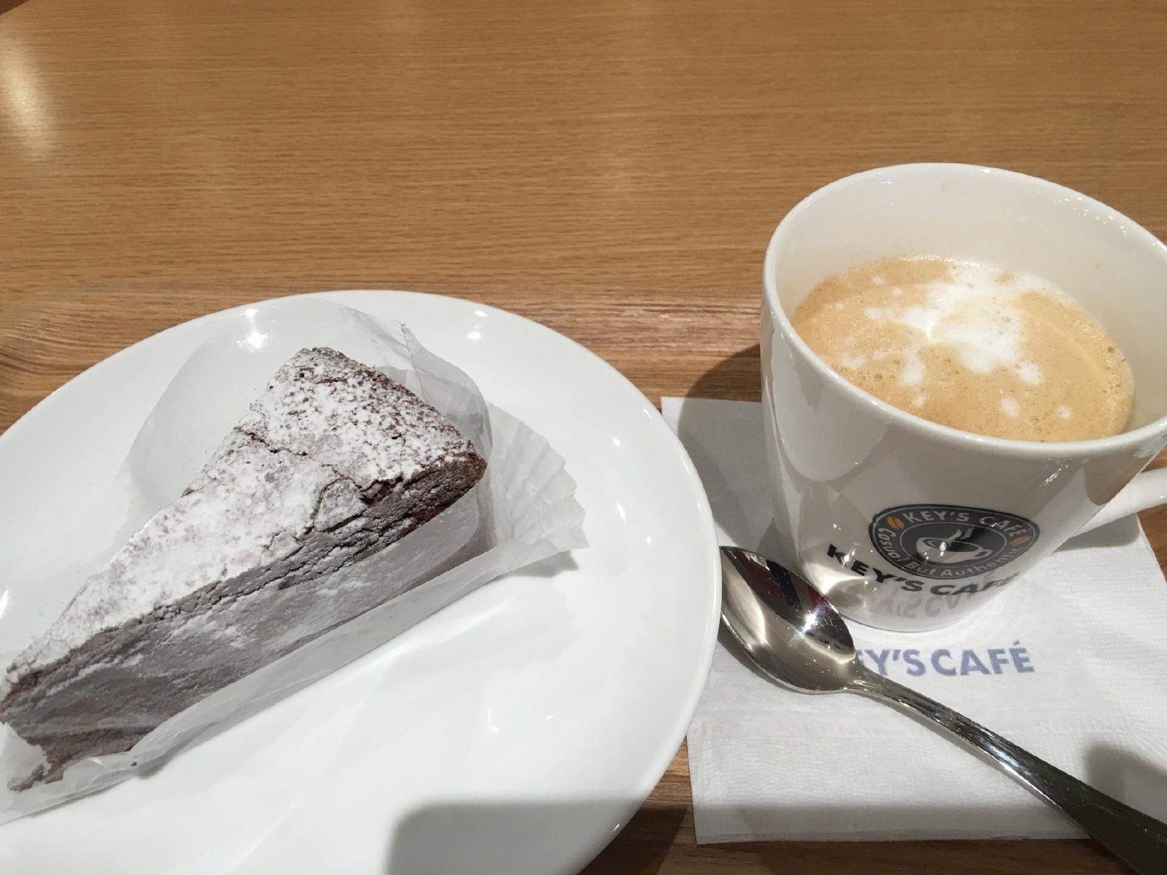 Key's Cafe TSUTAYA Awase