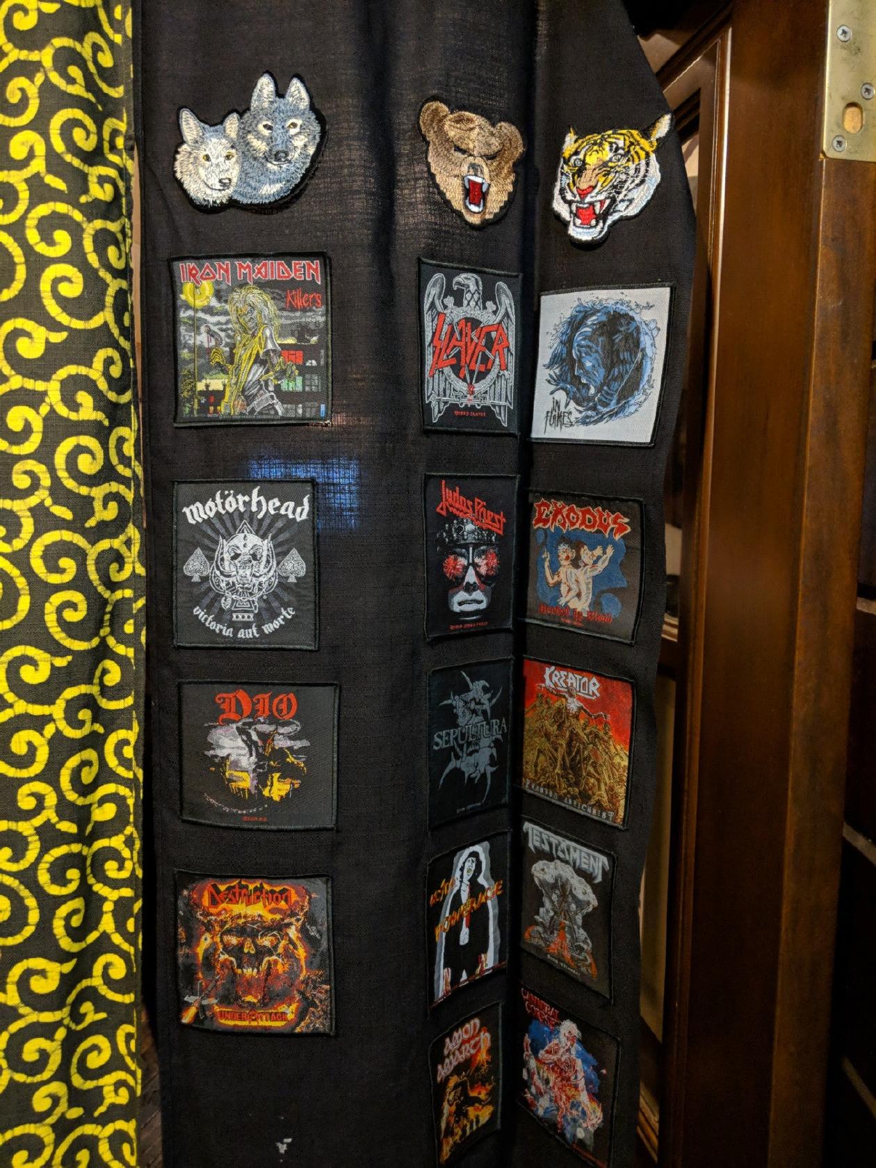 Metal Bar