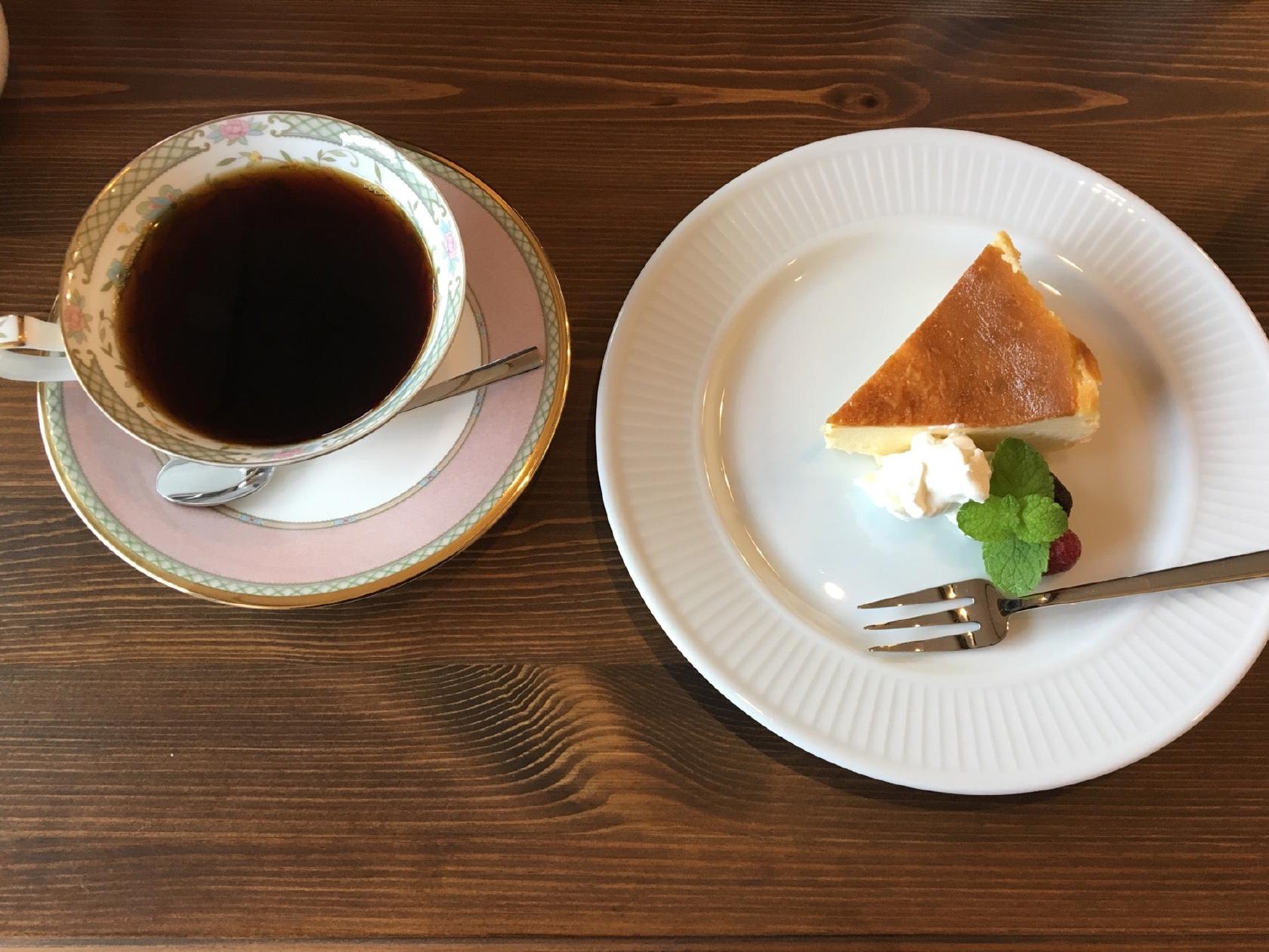 Cafe & Gallary Kyuubei