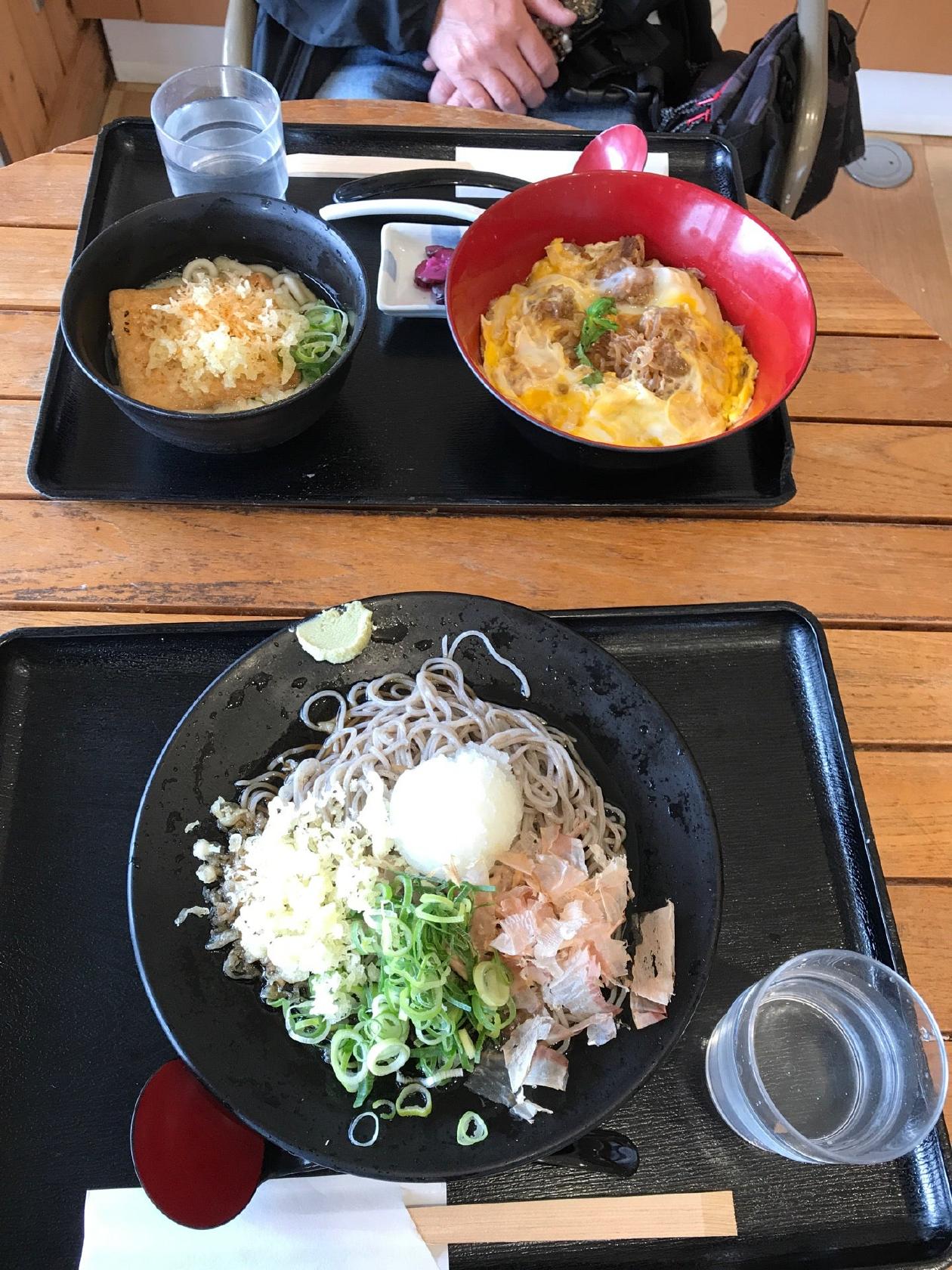 美芳野うどんの托
