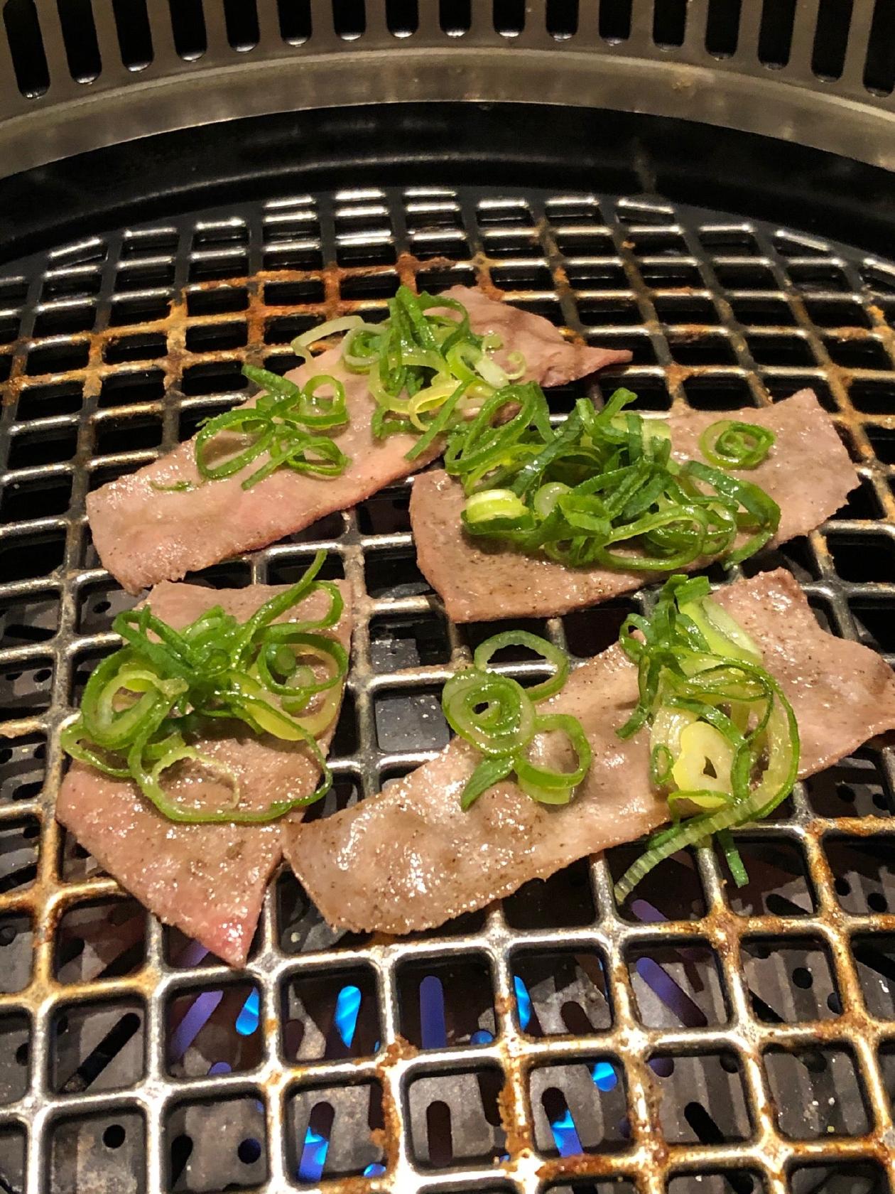 元祖ぶたセンター駅元町