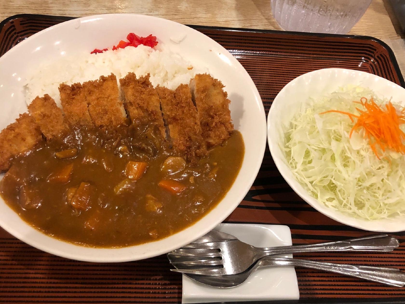 かつ家 内間店