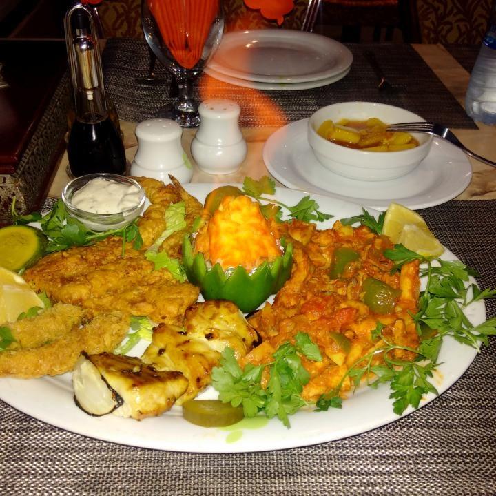 Apple Restuarant رستوران سيب