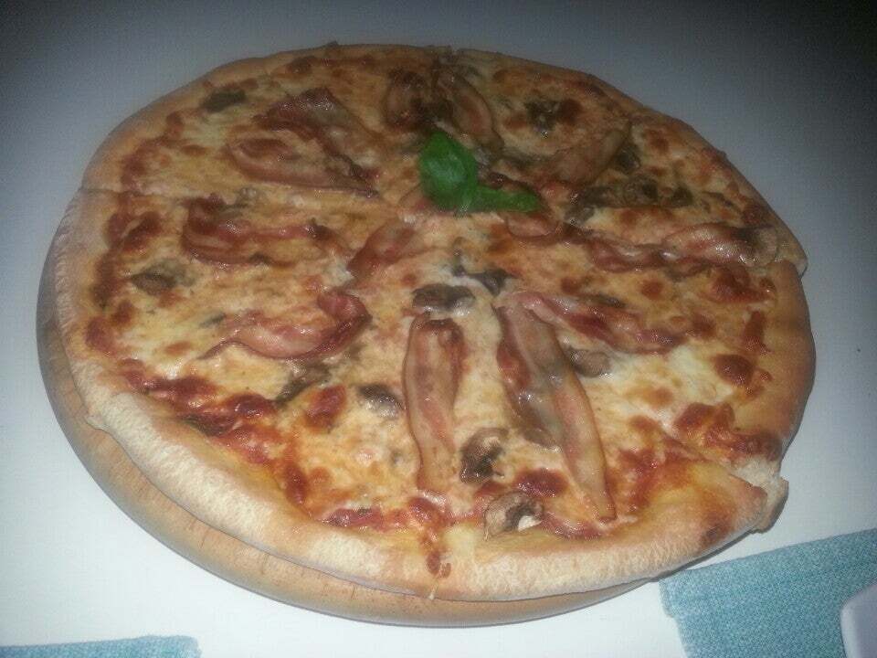 Rosa's Ristorante Pub Italiano