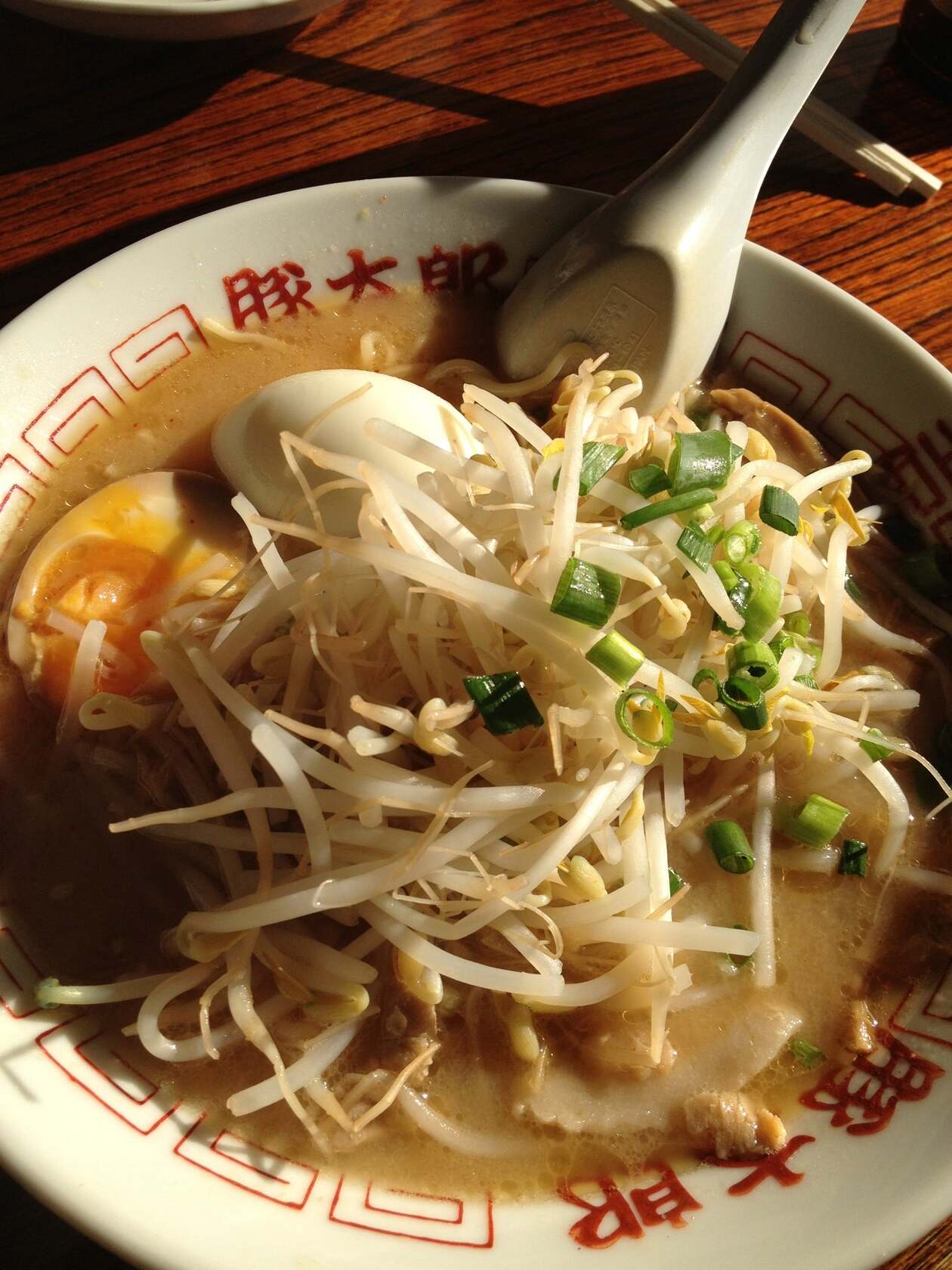 豚太郎空港店