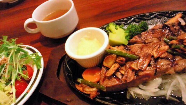ステーキハンバーグ＆サラダバーけん牛久店