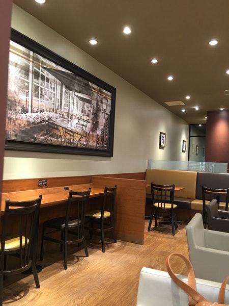 CAFÉ de CRIÉ リノアス八尾店
