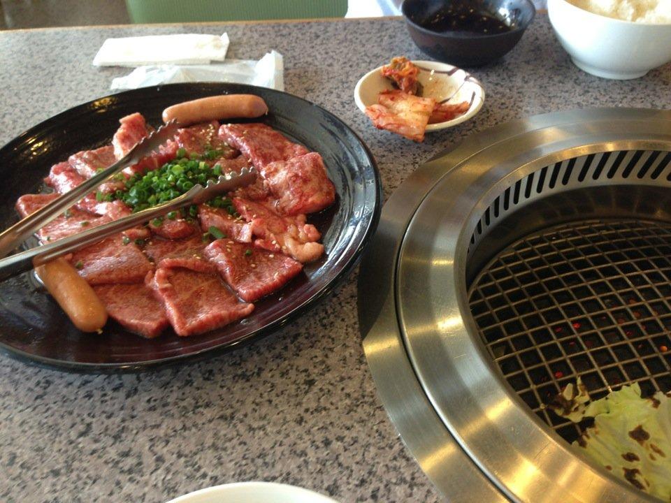 肉のヨコムラ