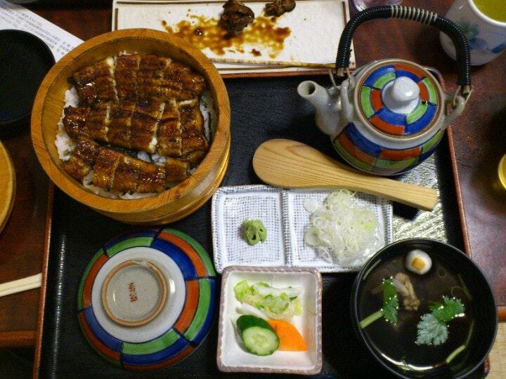 八百徳肴町