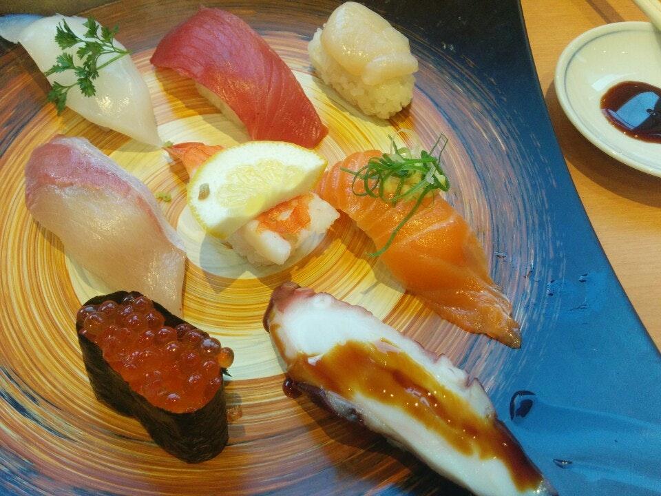 魚河岸のすしえびす長田神社店