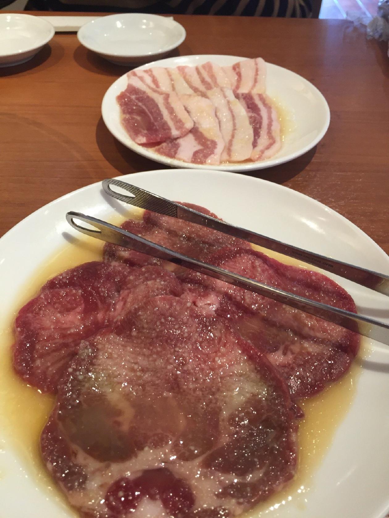 炭火焼肉 輪火