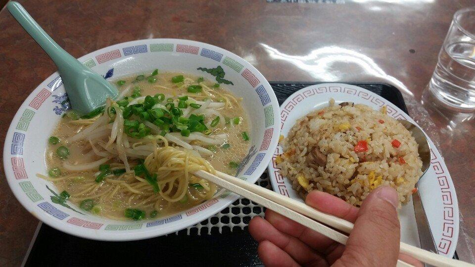 博多 龍龍軒 お茶の水駅前店