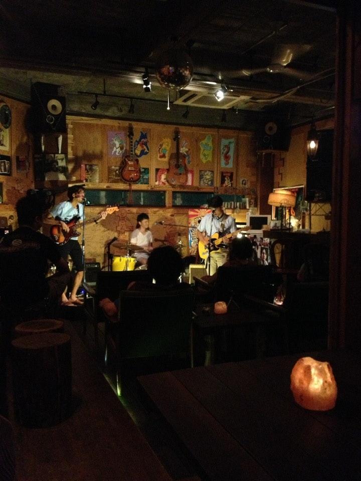 ライブハウスバー 村門ロフト
