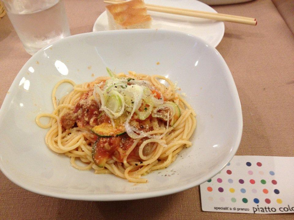 ピアットコロラティ piatto colorati