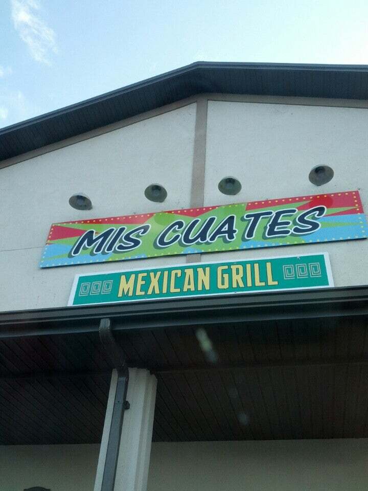 Mis Cuates