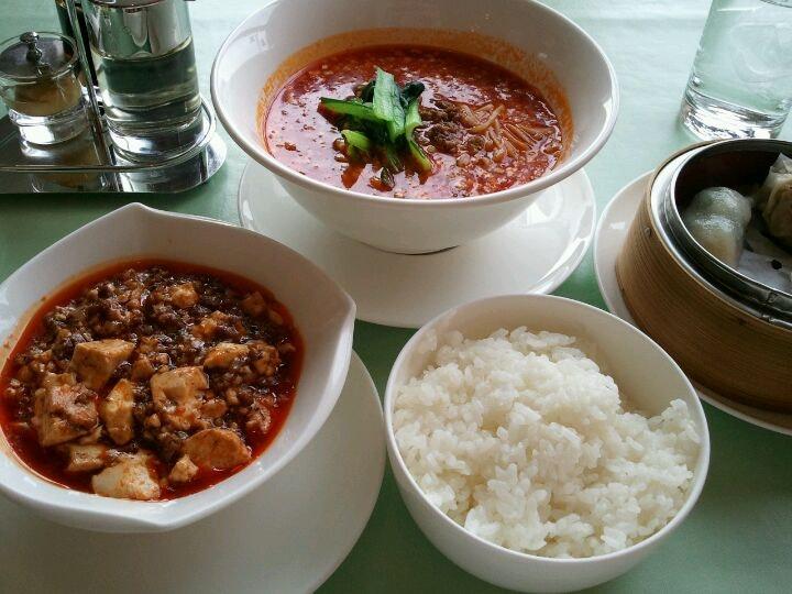 四川飯店