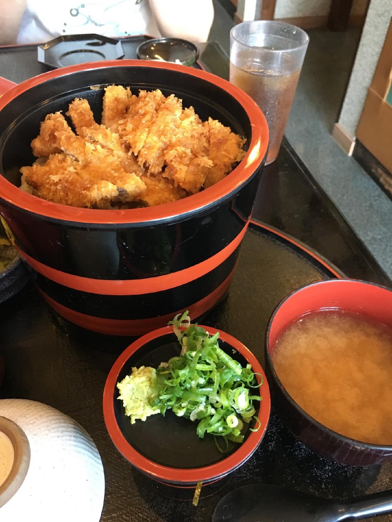 とんかつ味求縷