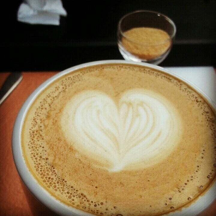 湛盧咖啡 Zhanlu Coffee