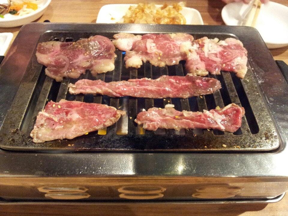 本格ホルモン焼専門店 ホルモン三丁目