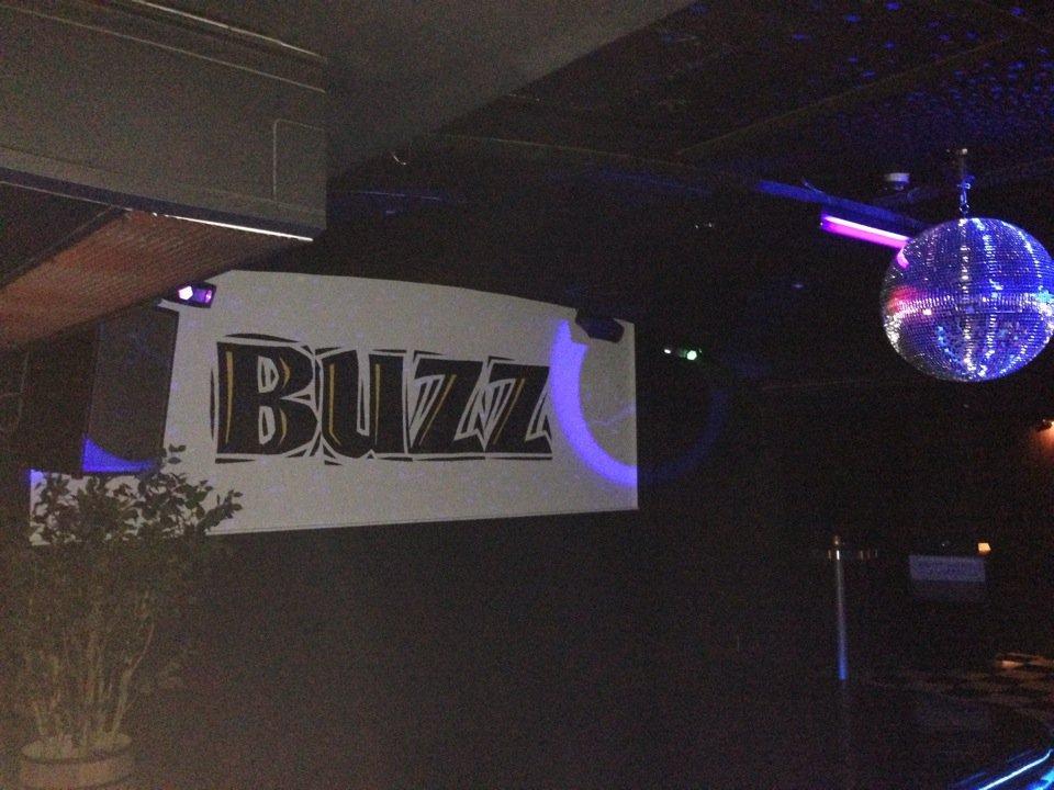 BUZZ