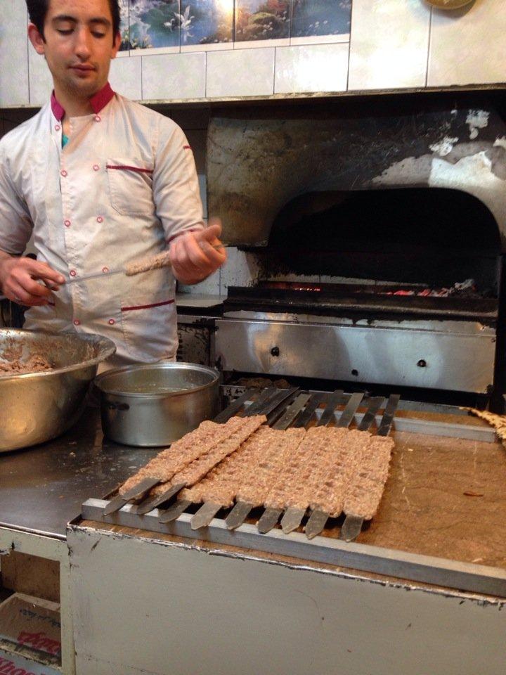 Parastoo Kebab كباب سراى پرستو
