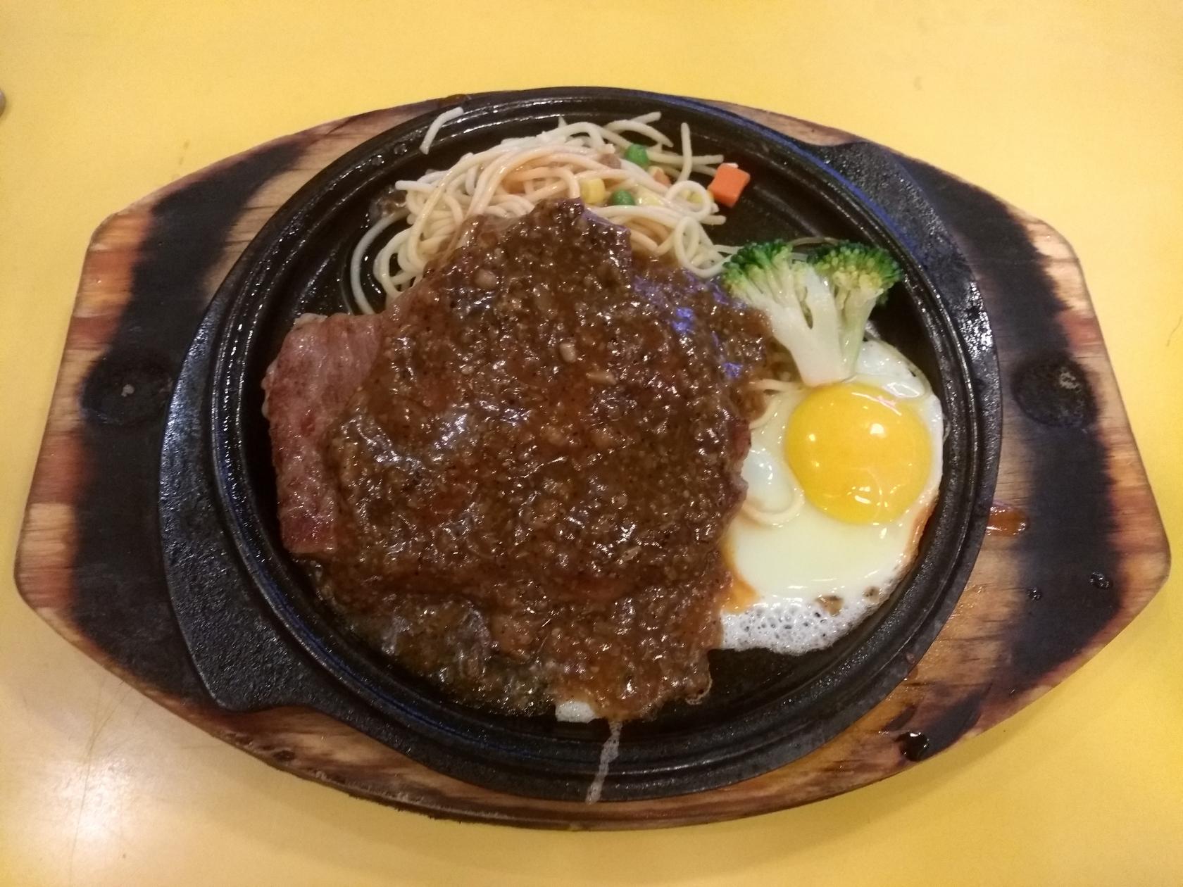 紫牛牛排館