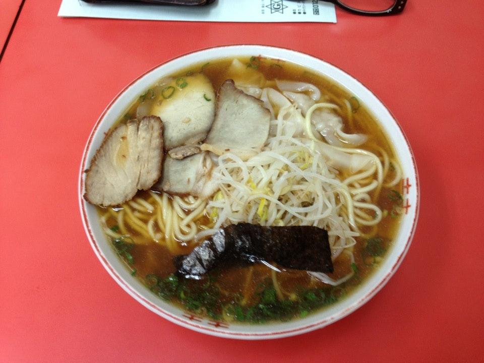 翁介