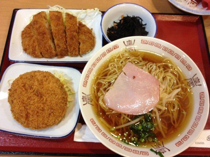 ごはんや 富士河口湖食堂