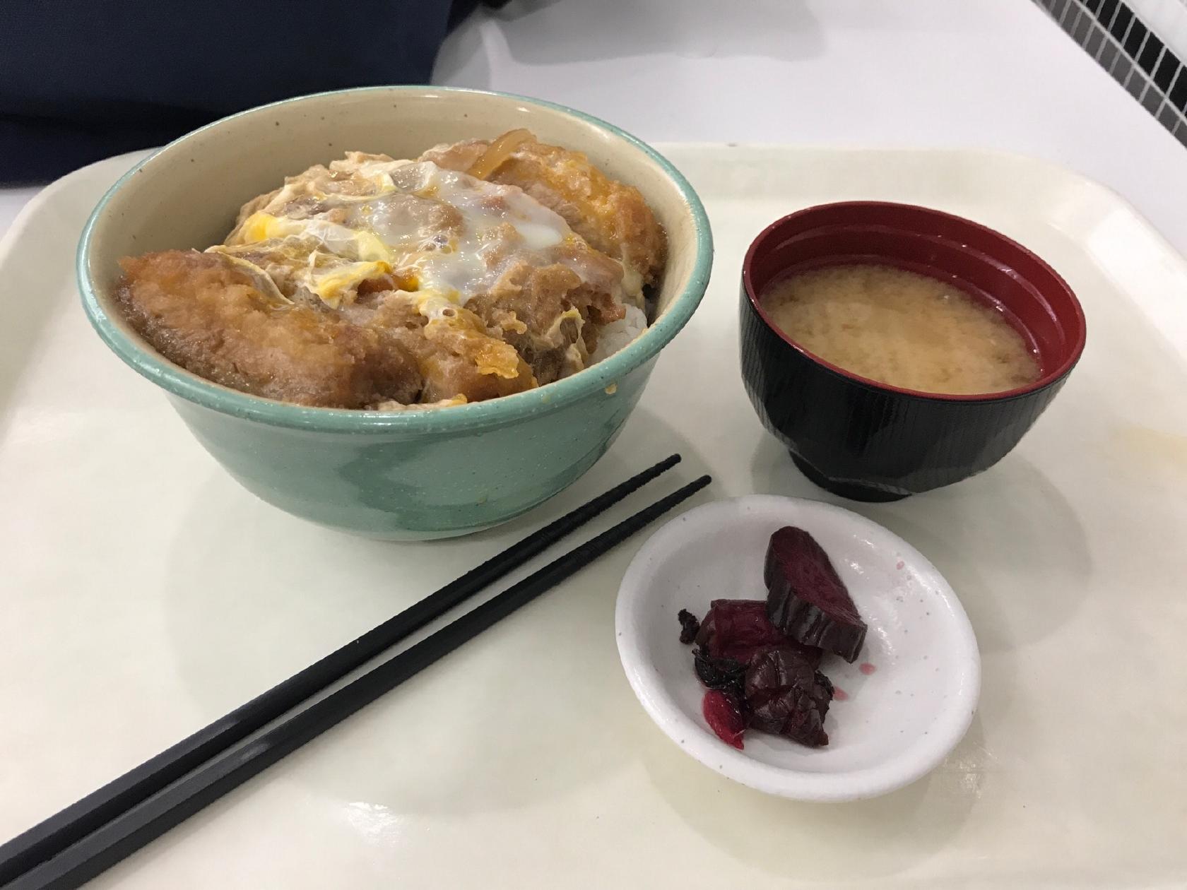 国士舘大学 梅ヶ丘地下食堂