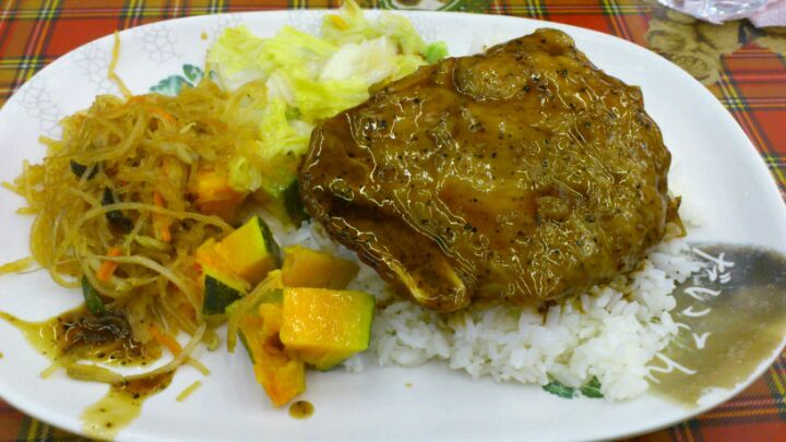 楊董排骨燒肉便當