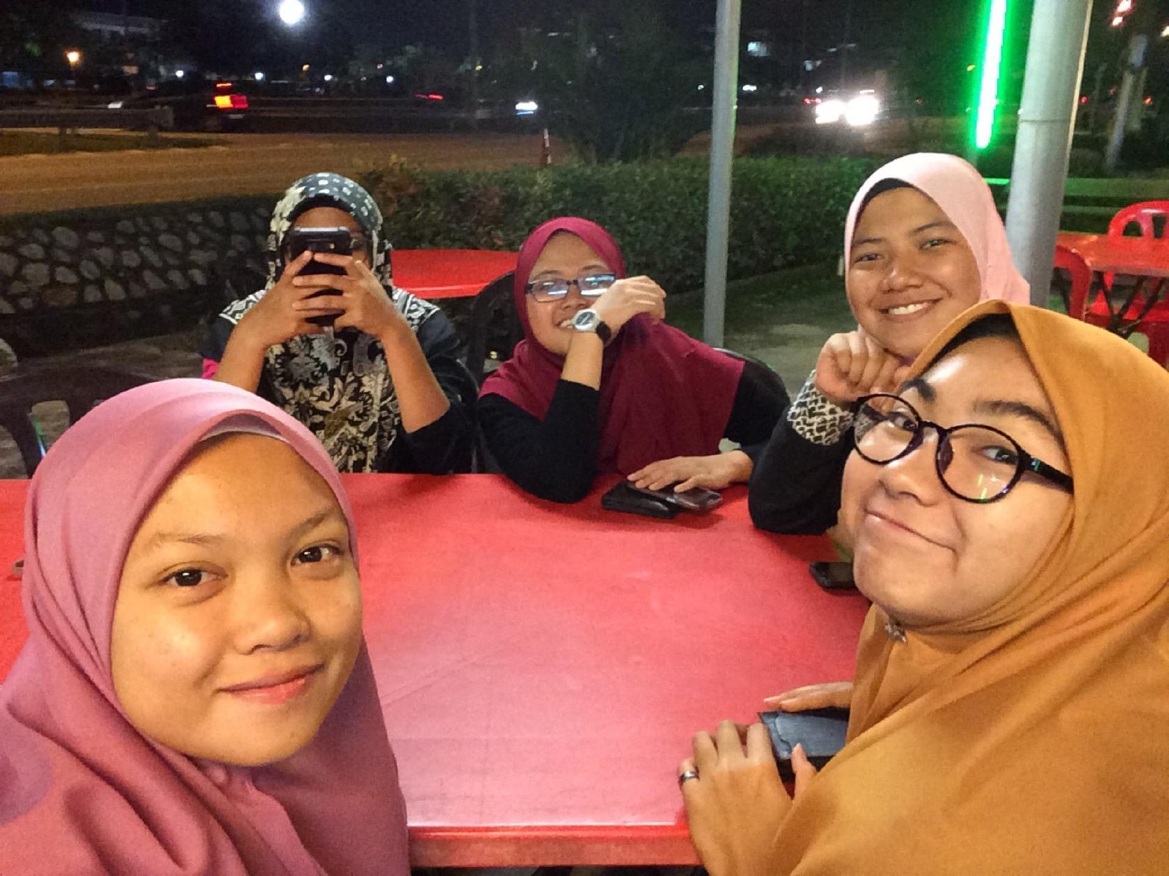 Warung Awek