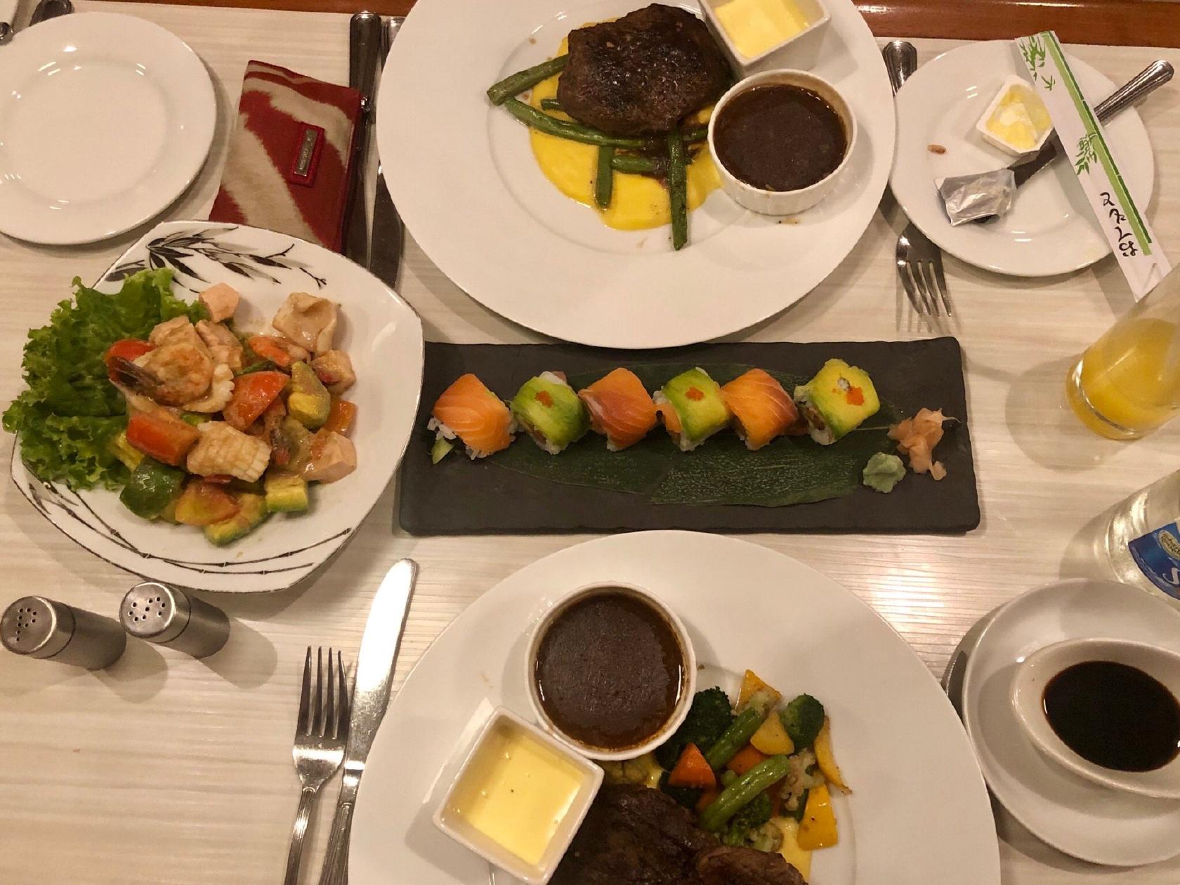 Steak And Grill Housr