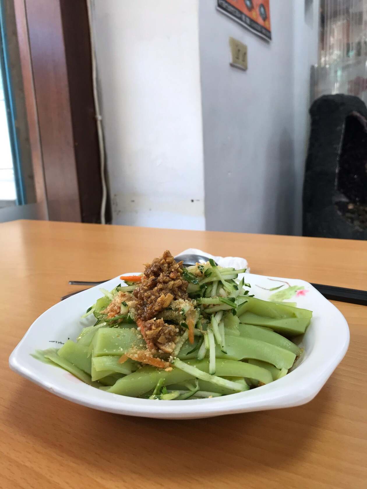雲南小吃阿寶米干