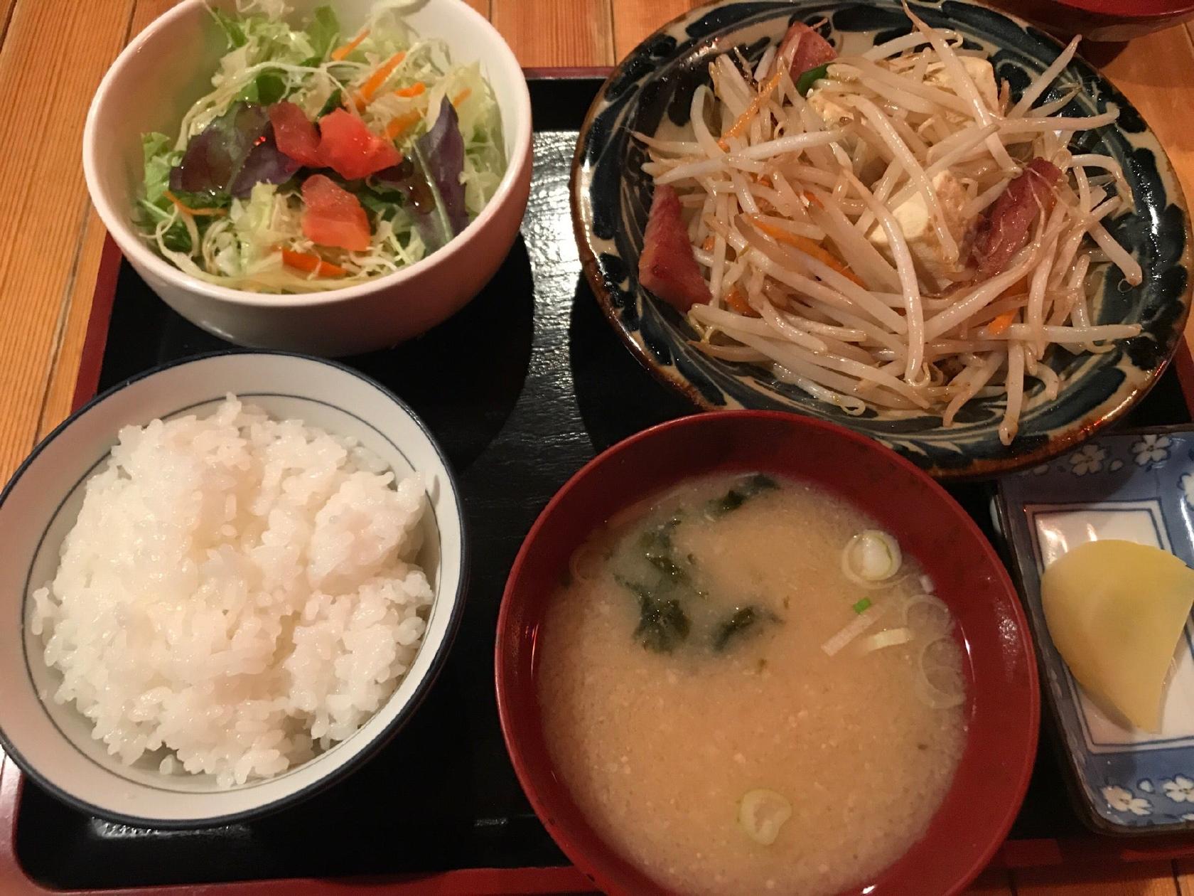 沖縄料理 カリユシ 長野店