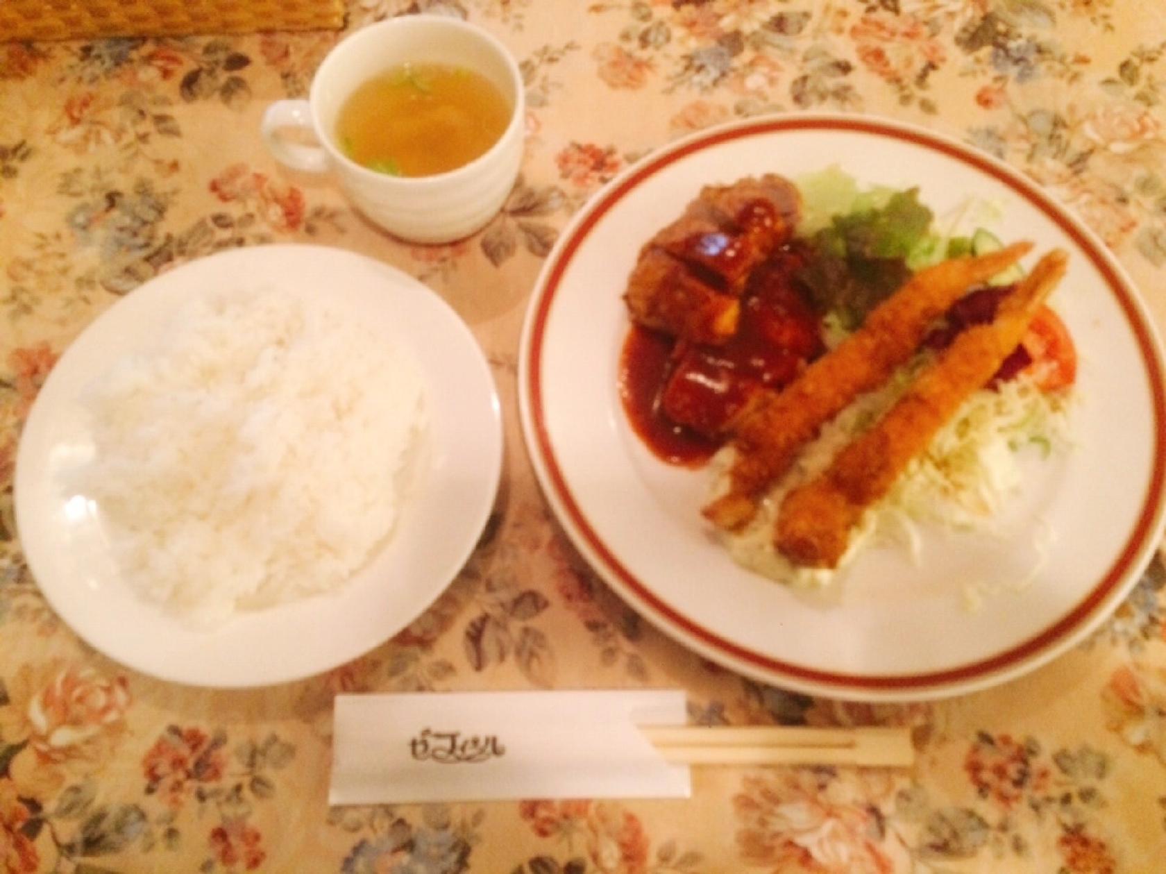 Restaurant Cafe ゼ・フィール