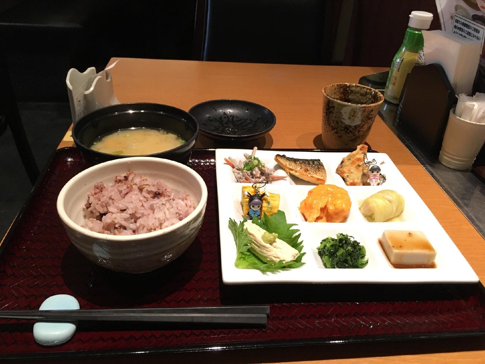 百菜 JR唐津駅店