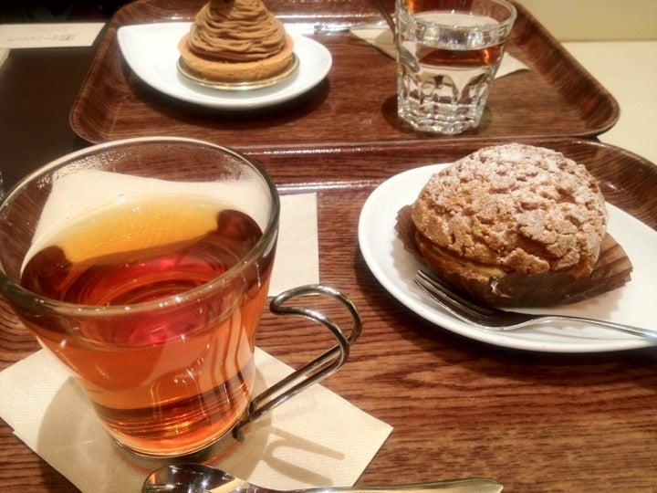 Four leaves cafe