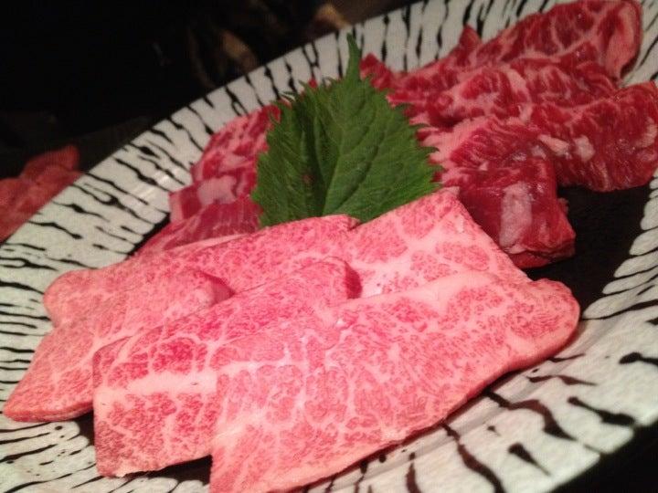 炭火焼肉 華