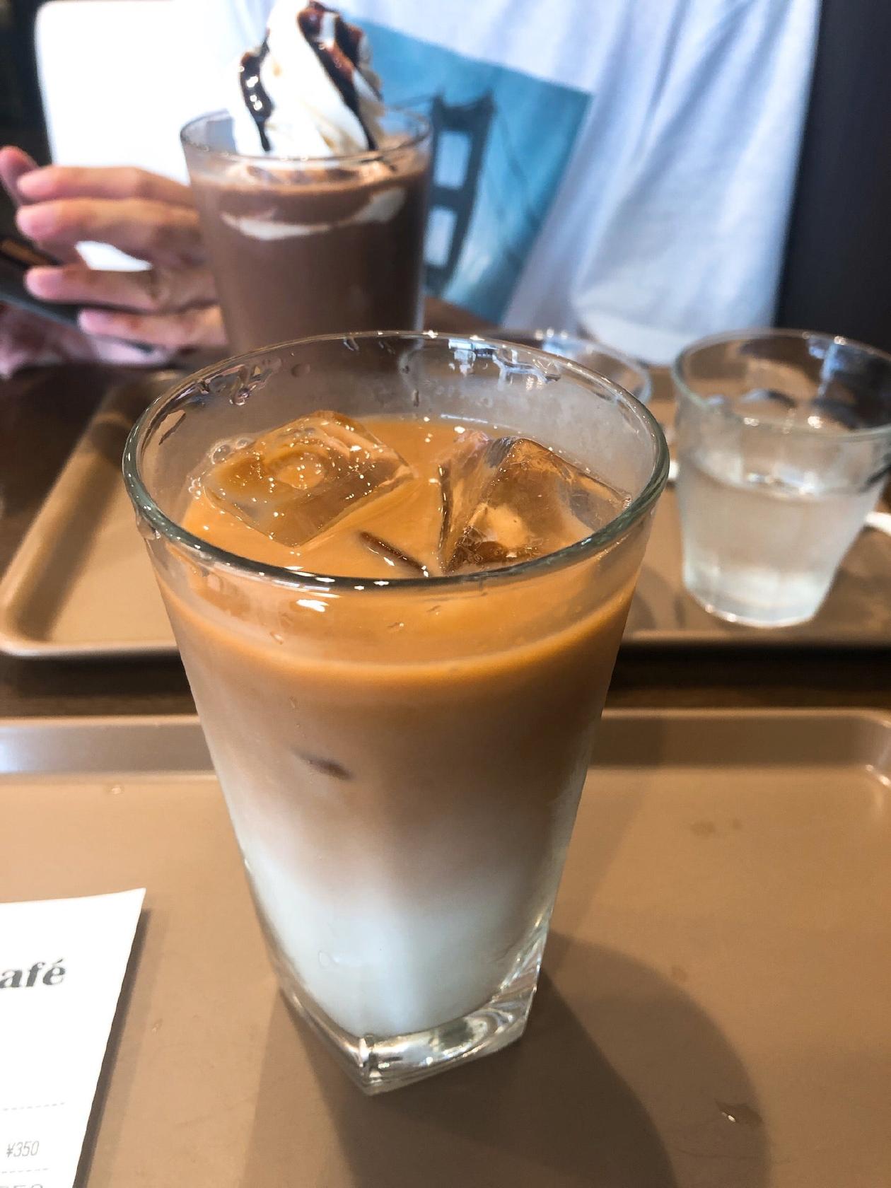 Holly’s Café 近鉄八尾駅店