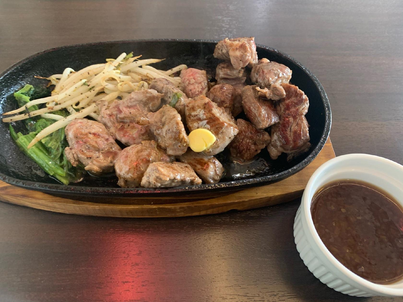 STEAK STAND 10+
