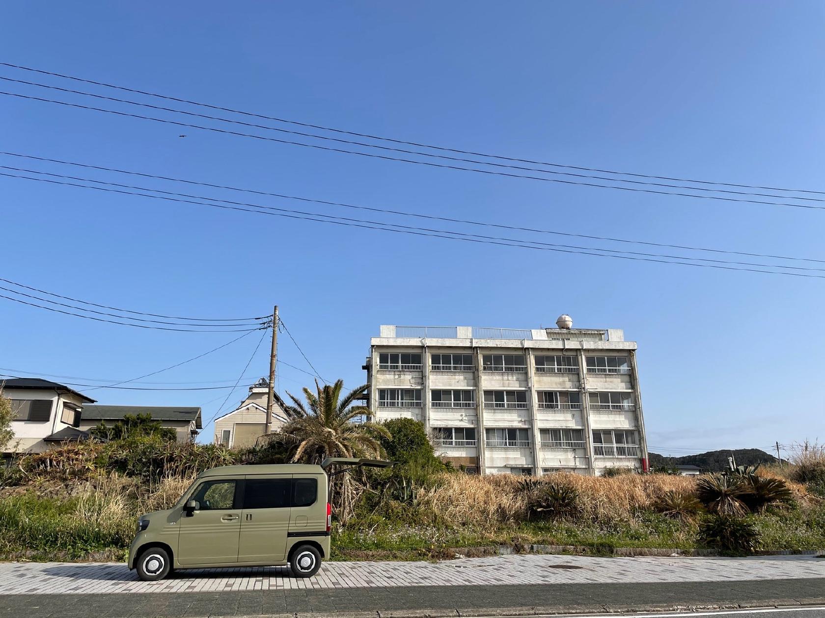 Shirahama Apartment