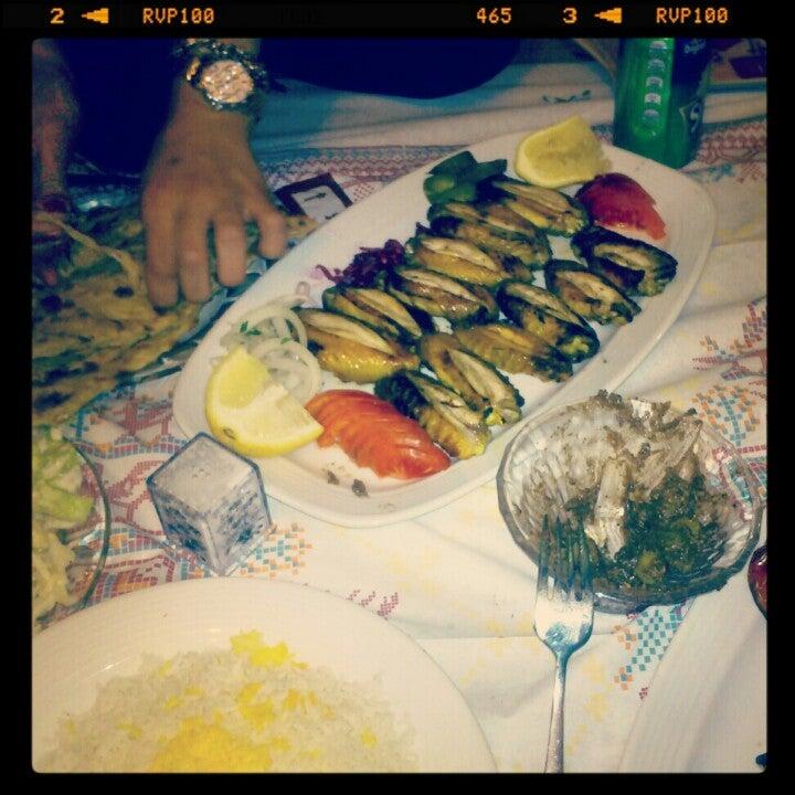 Adnan Restaurant سفره خانه عدنان