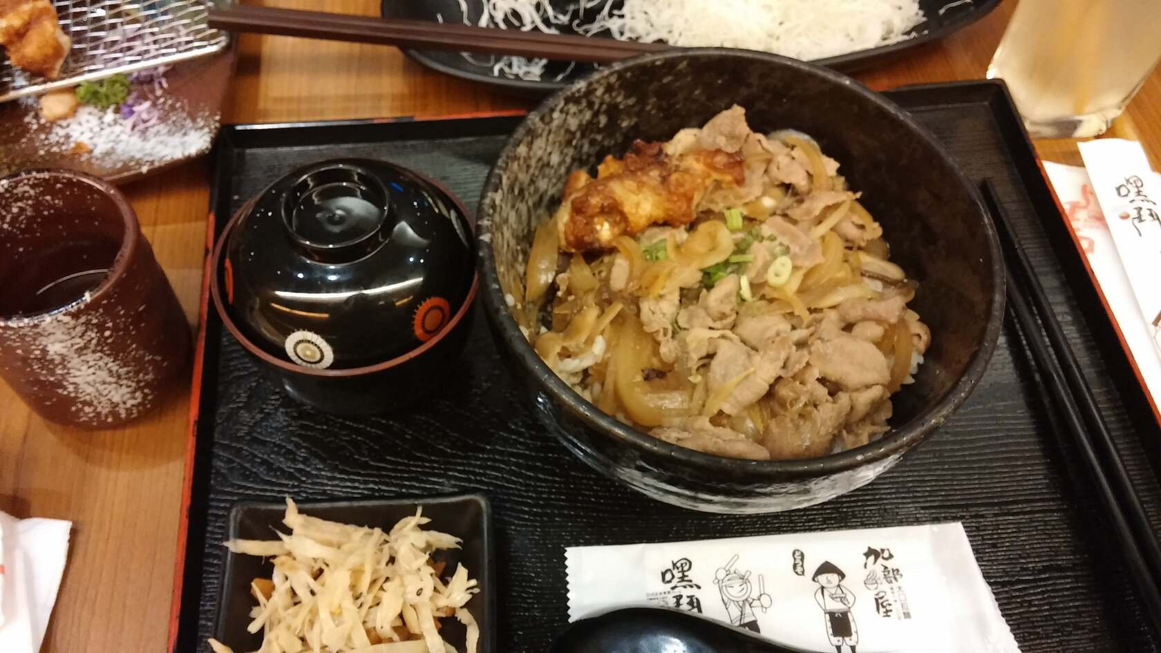 嘿鬥日式定食專賣