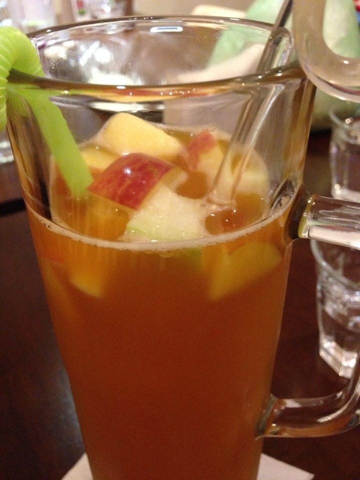 黑色蘑菇