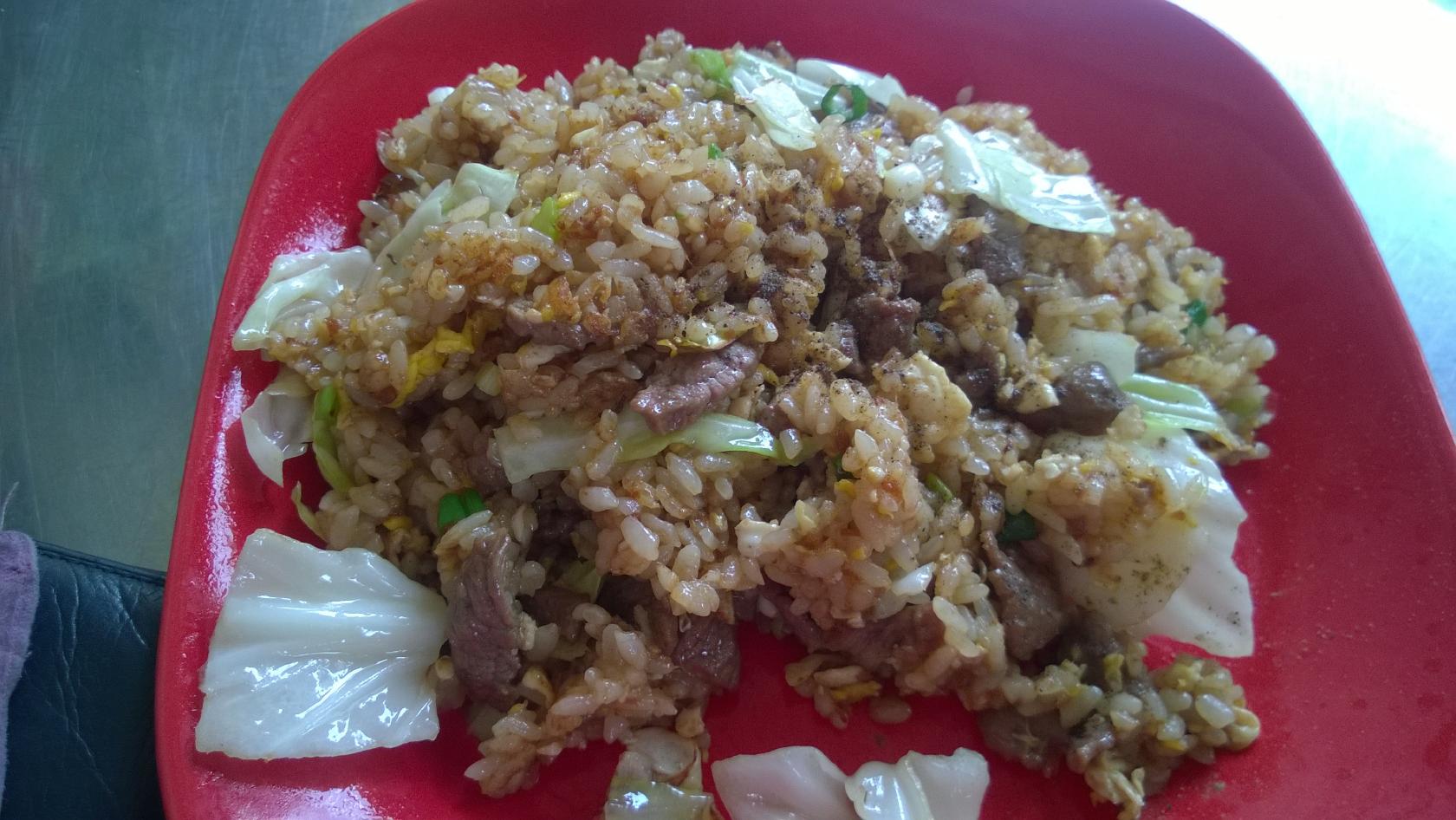 黑隆麵飯美食